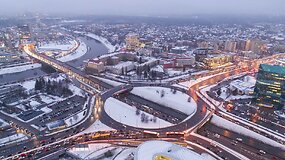 &Scaron;ventėms besiruo&scaron;iantys vilniečiai strigo spūstyse