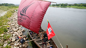 Vikingų laivas išplaukė iš Kauno