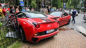 Palangoje Ugniaus Kiguolio &bdquo;Ferrari&ldquo; susidūrė su BMW M4