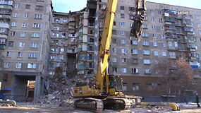Rusijoje per sprogimą sugriuvusio daugiabučio griuvėsiuose ieškoma dar 4 dingusių žmonių