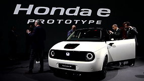 Dailusis „Honda E Prototype“ Ženevos automobilių parodoje