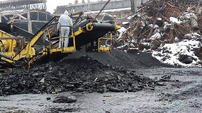 „Toksika“ komercijos vadovas L.Andronavičius aprodė, kas po gaisro liko „Ekologistikoje“