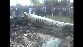Indijoje sudužus sraigtasparniui žuvo pilotė ir šeši maldininkai