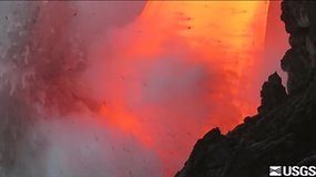 Havajuose – efektingas lavos ir Ramiojo vandenyno susitikimas