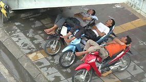 Vietnamo sostinėje planuojama uždrausti motorolerius ir motociklus