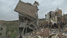 Jemeno sostinėje Saudo Arabijos koalicijos aviacija subombardavo mažiausiai tris namus