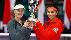 Pasaki&scaron;ką sezoną Martina Hingis ir Sania Mirza baigė su čempionių titulu