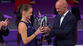 Agnieszka Radwanska gavo WTA čempionės trofėjų