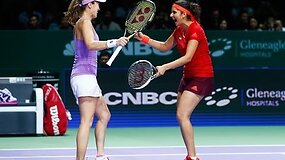 Sanya Mirza ir Martina Hingis i&scaron;kopė į WTA Finals dvejetų finalą