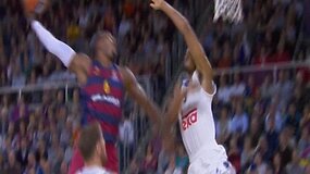 Eurolygos ispani&scaron;kame El Clasico įspūdingas Anthony Randolpho blokas Joey Dorsey'iui