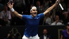 Dramatiška Rogerio Federerio pergalė vainikavo Europos pergalę „Laver Cup“ turnyre