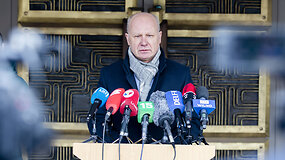 Komentarai dėl pirmosios koronaviruso aukos Lietuvoje