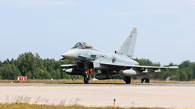To dar nebuvo: Šiaulių aviacijos bazėje net 16 NATO orlaivių – prisidės prie pratybų, skirtų imituoti išpuolį prieš Aljanso narę