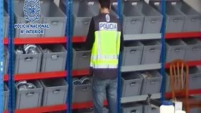 Ispanijos pareigūnai krečia sintetinių kanapių laboratoriją