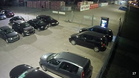 Pra&scaron;o atpažinti su kūju vogti susiruo&scaron;usius asmenis