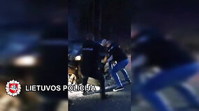 Į avariją Slovakijoje patekę Lietuvos pareigūnai gelbėjo nukentėjusiuosius