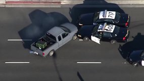 JAV pareigūnai sprukusio bėglio automobilį sustabdė meistrišku manevru