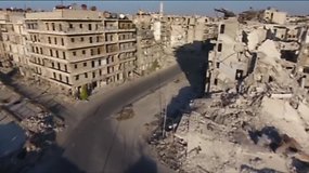 Drono kelionė virš karo suniokoto Alepo miesto