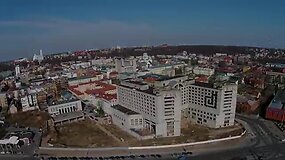 Kauno centre vaiduokliu virtęs &bdquo;Respublikos&ldquo; vie&scaron;butis i&scaron; pauk&scaron;čio skrydžio
