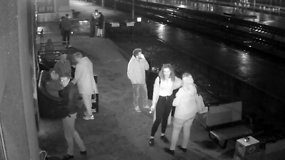 Baro savininkas viešina vaizdo įrašą, kaip policija ieškojo narkotikų