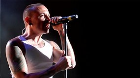 Žvilgsnis į „Linkin Park“ lyderio Chesterio Benningtono praeitį ir karjerą