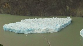 Čilėje nuo ledyno atskilo didžiulis ledkalnis