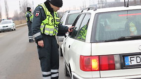 Sekmadienį Panevėžio policija surengė vairuotojų blaivumo patikrinimą