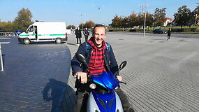 Studentų konstruoto elektrinio motorolerio bandymas
