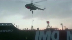 Paviešintas vaizdo įrašas, kuriame užfiksuota, kaip Irano komandosai perima Britanijos tanklaivį