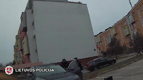 Ginkūnuose rastas Latvijoje pavogtas automobilis