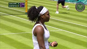 Serena Williams sėkmingai pradėjo &scaron;e&scaron;to Vimbldono čempionės titulo medžioklę