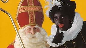 Nyderlandų Kalėdų Senelis ir Juodasis Petras ateina į miestą