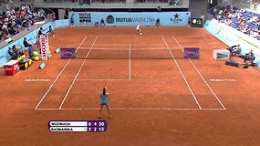 Gražus Agnieszkos Radwanskos ta&scaron;kas Madride