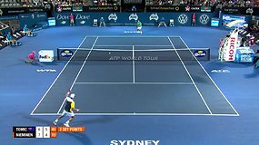 Apia International Sydney: Bernardas Tomičius – Jarkko Nieminenas 6:7 (6:8), 6:4, 6:2;