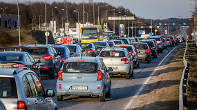 Po Velykų ilgojo savaitgalio prie Vilniaus nusidriekė kilometrinės automobilių spūstys