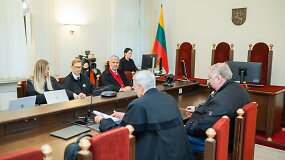 Prokuroras prane&scaron;ė, kaip pedofilos byloje teisiamas kunigas reagavo į kaltinimus