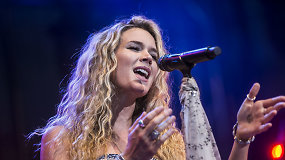 Akimirkos iš Valdovų rūmuose koncertavusios Joss Stone pasirodymo