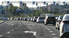 Kodėl automobilių taršos mokesčiui dabar – ne laikas?