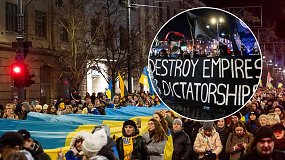 Už mūsų laisvės karius: Lukiškių aikštėje – tūkstantinis palaikymas Ukrainai