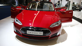 Elektromobilis „Tesla Model S“
