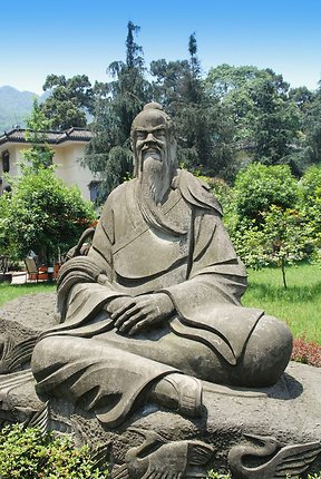 „Scanpix“ nuotr./Konfucijaus statula