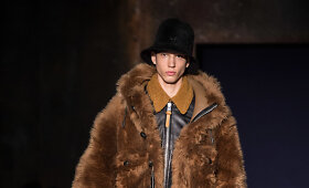 Londono vyrų mados savaitė: &bdquo;Coach&ldquo; 2016 m. rudens-žiemos kolekcijos modelis
