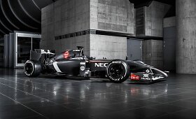 &bdquo;Sauber C33&ldquo; bolidas, &scaron;almai ir pilotas
