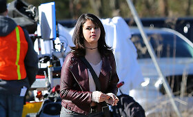 Naujame filme besifilmuojanti Selena Gomez &ndash; sunkiai atpažįstama