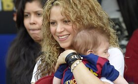 Shakira su sūnumis Milanu ir Sasha futbolo varžybose