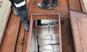 Traukinyje su baltarusi&scaron;komis trą&scaron;omis muitininkai aptiko 159 dėžes cigarečių