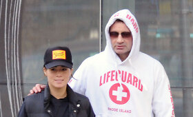 &bdquo;X failų&ldquo; žvaigždė Davidas Duchovny ir jo 33 metais jaunesnė draugė