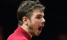Daviso taurės teniso turnyro finalinį mačą pergalę pradėjo &scaron;veicarai