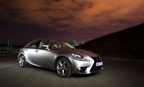 Trečiosios kartos &bdquo;Lexus IS&ldquo;