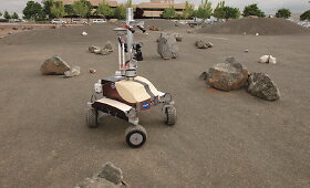 Pirmasis pasaulyje nuotoliniu būdu i&scaron; kosmoso įvykdyta roboto valdymo operacja